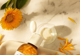 Calendula Herbal Extract Alcohol-Free : Toner hoa cúc hơn 60 năm vẫn bán chạy của nhà Kiehl’s