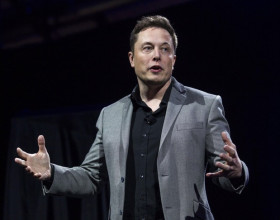 Tỷ phú Elon Musk đã mất hơn 100 tỷ đô la trong vòng chưa đầy một năm