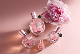 Flowerbomb – Hương thơm đa chiều của phái nữ