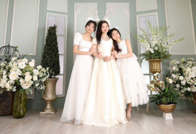 Lâm Nguyệt Ánh tung bộ ảnh mừng sinh nhật tuổi 35 cùng 2 con gái