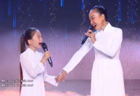 Con gái Đoan Trang tiết lộ muốn làm ca sĩ giống mẹ 