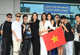 Kim Kim lên đường tham dự Miss Star International
