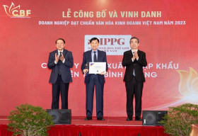 Ông Johnathan Hạnh Nguyễn và IPPG được vinh danh “Doanh nghiệp đạt chuẩn Văn hoá kinh doanh Việt Nam” năm 2023 