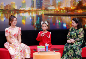 Cô bé 10 tuổi lạc lõng khi sống trong gia đình thiếu kết nối