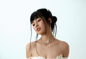 Khánh Vân khoe nhan sắc trong trẻo khiến fans đứng ngồi không yên