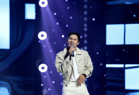 Bảo Kun gặp tai nạn nhớ đời khi lần đầu sử dụng micro thu âm