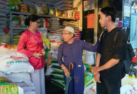 Trung Dân, Phương Dung khuyên chủ doanh nghiệp đối xử công bằng với người lao động