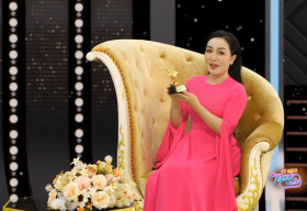 Hà Vân gặp nhiều khó khăn khi quyết định chuyển từ nghề cô giáo sang ca sĩ