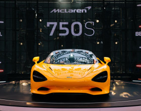 McLaren 750S: Chuẩn mực mới cho siêu xe!