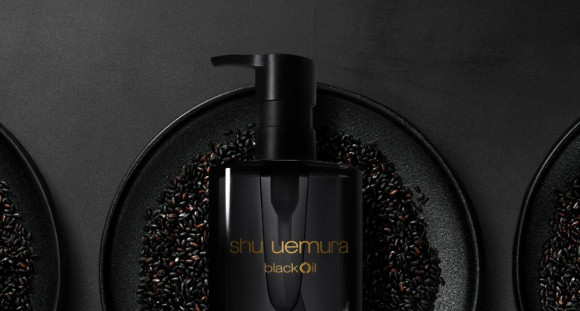 shu uemura ra mắt dầu tẩy trang blackOil – Quyền năng dầu đen, sạch sâu rạng ngời