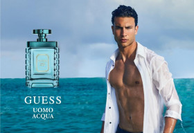 Tận hưởng mùa hè sôi động cùng GUESS UOMO ACQUA