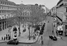 Niềm đam mê nước hoa của một doanh nhân Paris