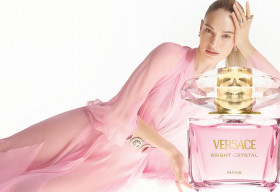 Versace Bright Crystal Parfum: Biểu tượng của sự tinh tế và quyến rũ