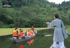 Trường Giang gặp sự cố, ngã lộn nhào xuống hồ