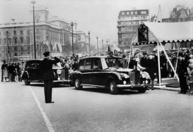 Rolls-Royce Phantom – hành trình huyền thoại xuyên suốt một thế kỷ