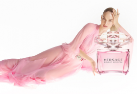 Versace Bright Crystal – Biểu tượng của sự quyến rũ, thuần khiết và tỏa sáng