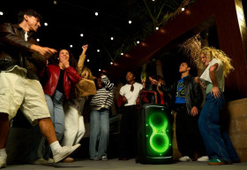 JBL ra mắt JBL PartyBox 520 – Phiên bản dùng pin mạnh mẽ nhất của dòng loa tiệc PartyBox