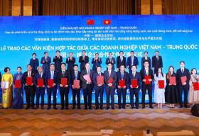 Huawei và EVN ký kết hợp tác phát triển hạ tầng năng lượng bền vững