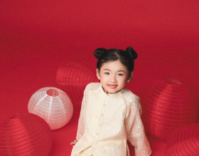 ‘Tiểu công chúa’ Như Ý rạng rỡ trong bộ ảnh trung thu, hé lộ hành trình sau Cosmo Kid’s Star