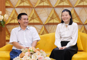 Chuyện tình khiếm khuyết nhưng hạnh phúc trọn vẹn của cặp đôi Thúy Oanh – Minh Hảo