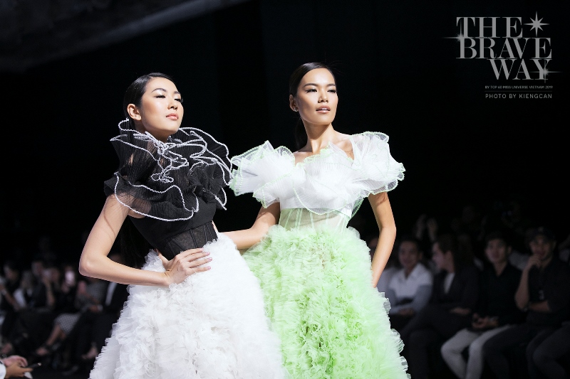 hoa hau hoan vu fashion show 5 1 Mãn nhãn với màn trình diễn của Top 60 Hoa hậu Hoàn vũ Việt Nam 2019 tại fashion show The Brave Way