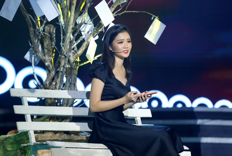 Bao Hang 3 Nghệ sĩ Thanh Bạch bất ngờ bật khóc trước câu nói của thí sinh Én Vàng
