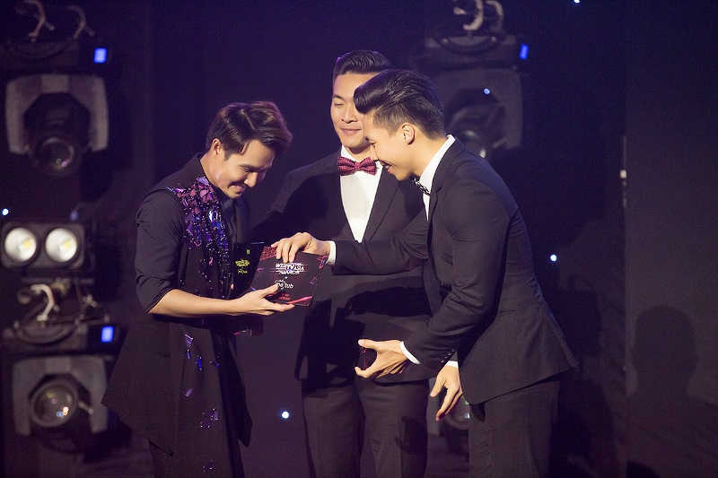 HuynhLap17 Huỳnh Lập chiến thắng hạng mục Inspirational Creator of The Year tại Metub WebTVAsia Awards 2019