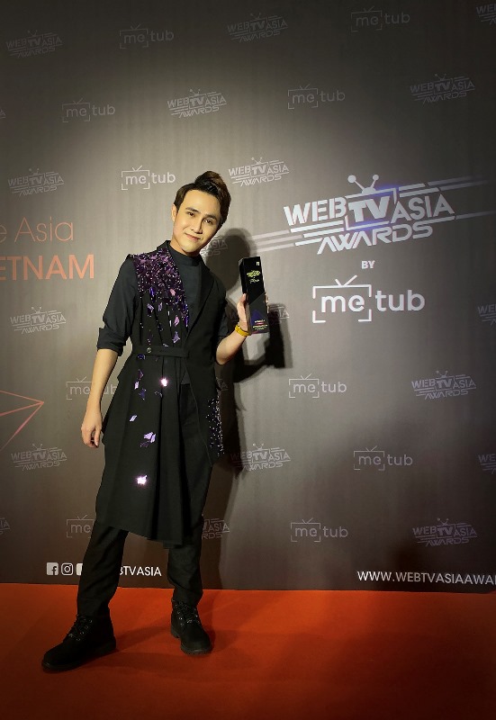 HuynhLap22 Huỳnh Lập chiến thắng hạng mục Inspirational Creator of The Year tại Metub WebTVAsia Awards 2019
