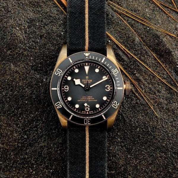 tudor 5 The Hour Glass S&S tái hiện lịch sử 93 năm của Tudor   Thương hiệu đồng hồ anh em Rolex