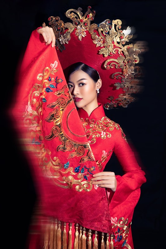 A Hau Kieu Loan 13 Á hậu Kiều Loan thả thính fan sắc đẹp khi diện lại quốc phục của Huyền My