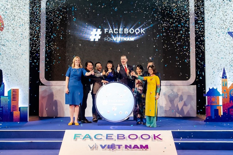 Các đại biểu khởi động chiến dịch  Facebook vì Việt Nam  2 Facebook ra mắt chiến dịch Facebook vì Việt Nam