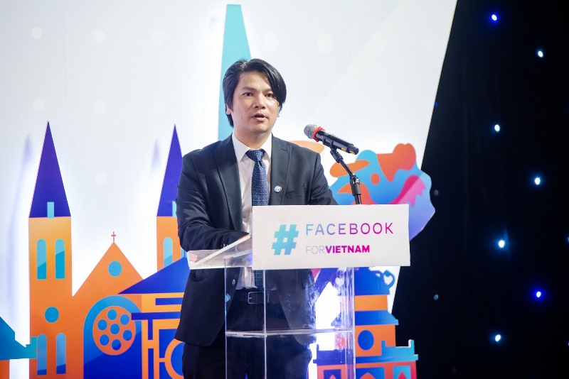 Tổng thư ký Hiệp hội Internet Việt Nam ông Vũ Thế Bình phát biểu tại Lễ ra mắt chiến dịch  Facebook vì Việt Nam  Facebook ra mắt chiến dịch Facebook vì Việt Nam