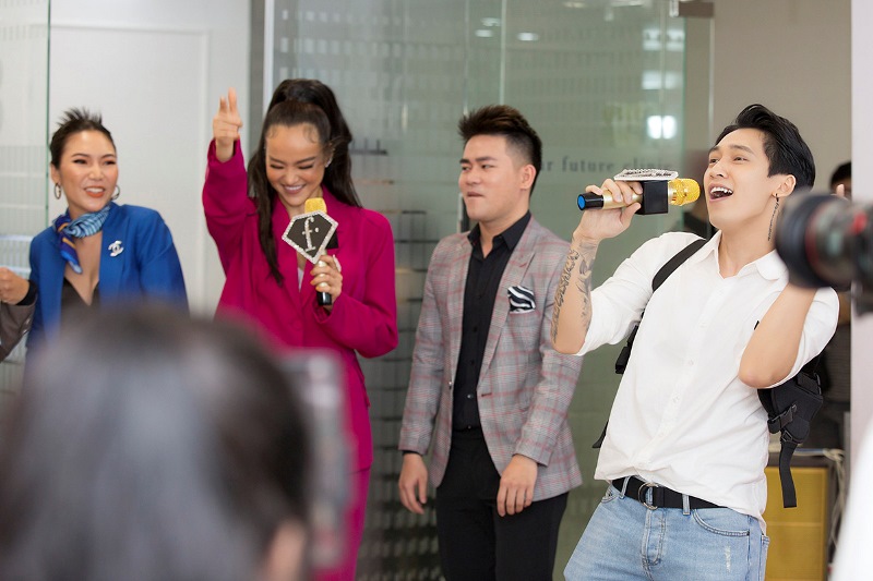 kieu ngan lifestyle 1 Kiều Ngân đọc rap, phấn khích khi bạn trai Tronie hát tặng trong ngày nhậm chức mới
