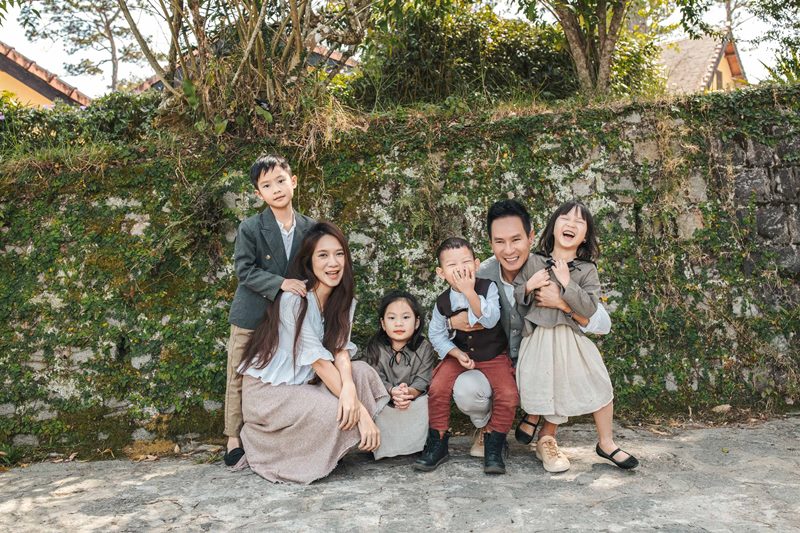 Lý Hải Minh Hà gia đình Lý Hải Minh Hà 6 Vợ chồng Lý Hải   Minh Hà tổ chức sinh nhật ấm cúng cho con trai tại Đà Lạt