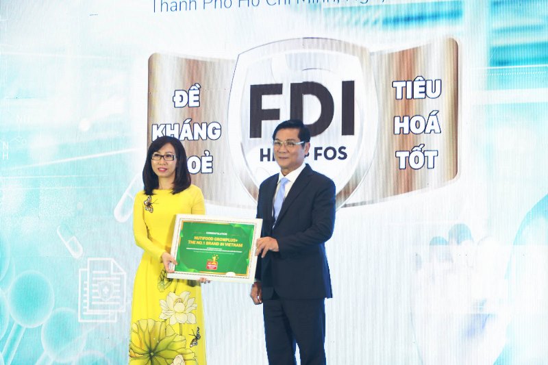 NutiFood trở thành Nhãn hiệu sữa trẻ em số 1 Việt Nam NutiFood được vinh danh Nhãn hiệu Sữa trẻ em số 1 Việt Nam