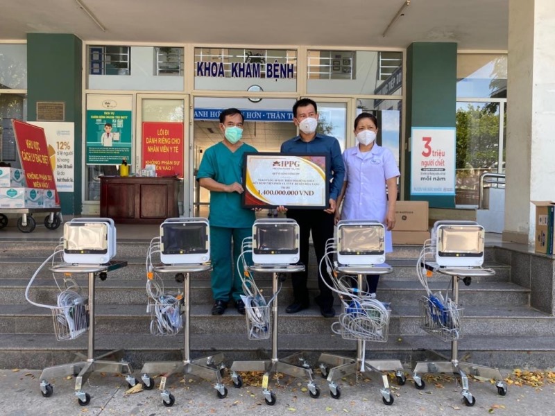 Doanh nhân Johnathan Hạnh Nguyễn Tập đoàn Liên Thái Bình Dương 1 Doanh nhân Johnathan Hạnh Nguyễn ủng hộ 1,4 tỷ mua thiết bị y tế chống dịch Covid 19 tại Đà Nẵng