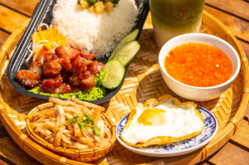 nowfood 5 Tin HOT cho fan cuồng ăn: Loạt món ngon Sài Thành có giá siêu đặc biệt chỉ 1K, bạn đã biết chưa? 
