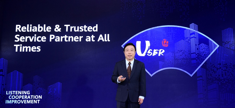 Bill Tang Chủ tịch Phòng Dịch vụ Kỹ thuật Toàn cầu của Huawei Bill Tang từ Huawei: Luôn luôn là đối tác dịch vụ đáng tin cậy và có trách nhiệm