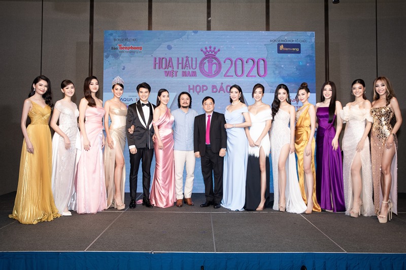 HHVN 2020 1 Dàn hậu đình đám “đổ bộ” họp báo Hoa hậu Việt Nam 2020