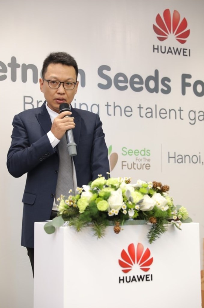 Ông Sun Bohan TGĐ Huawei Việt Nam Huawei Việt Nam khai mạc Chương trình Đào tạo Hạt giống Viễn thông Tương lai năm 2020