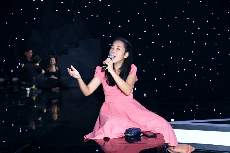 NGOC MAI LUYEN TẠP 5 Ngọc Mai thổ lộ “cô đơn” tột cùng trên sân khấu vì nhớ cố nhạc sĩ Nguyễn Ánh 9