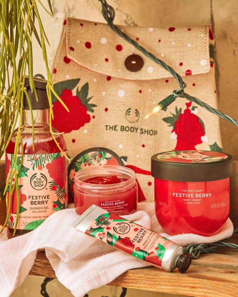 The Body Shop 1 The Body Shop ra mắt BST Giáng Sinh 2020, đầy ngọt ngào và sáng tạo