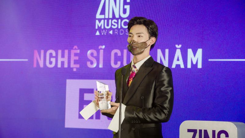 Zing Music Awards 6 ERIK là Nghệ sĩ của năm, Jack và Pháo thắng lớn ở Zing Music Awards 2020