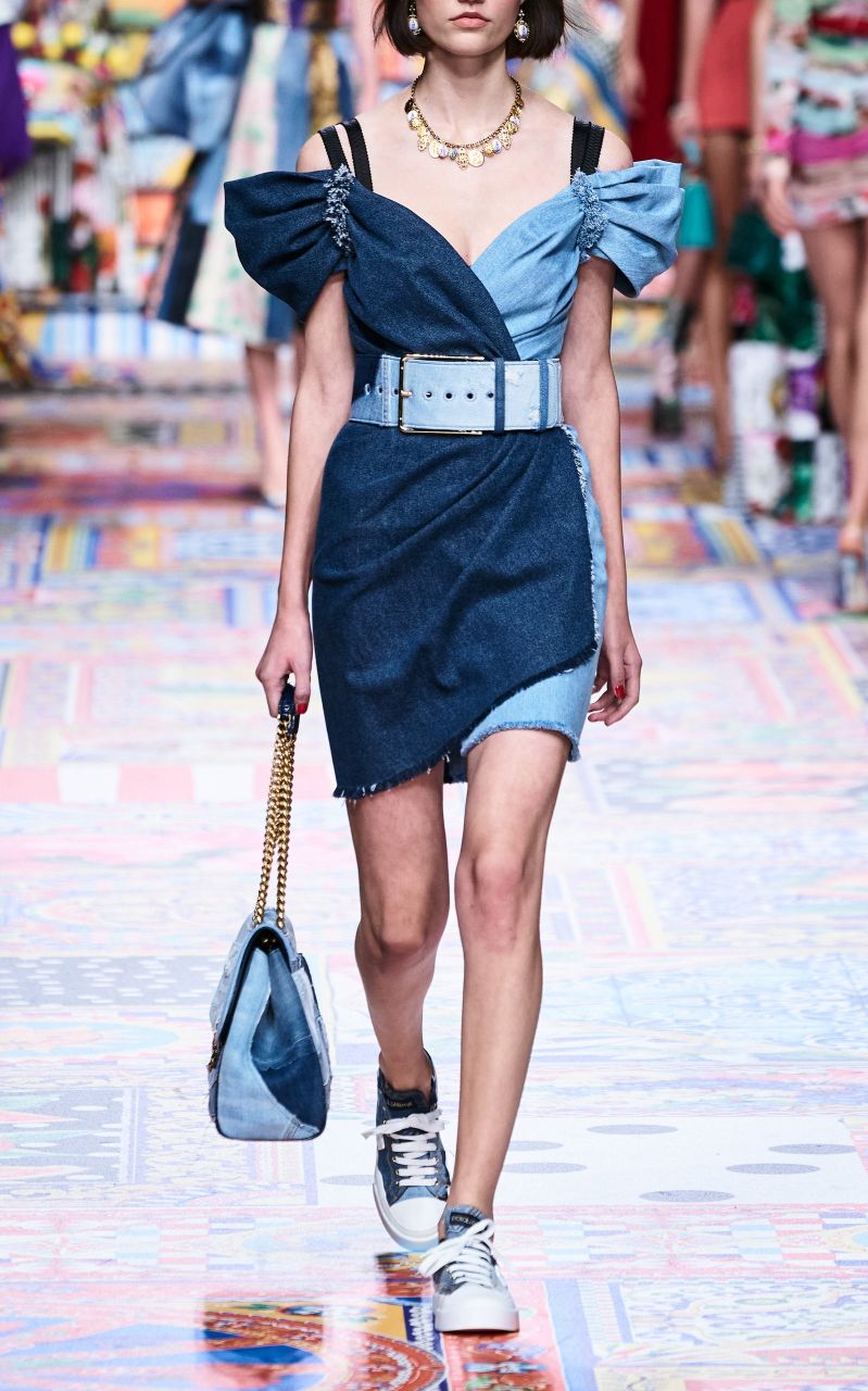 Denim Dolce   Gabbana  Bắt ngay xu hướng thời trang đến từ các thương hiệu nổi tiếng cho mùa Xuân – Hè 2021