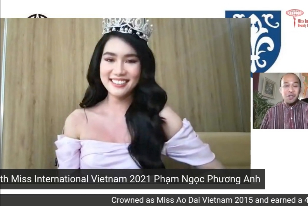 Screenshot 20210220 144112 Tự tin nuốt mic bằng tiếng Anh, Á hậu Phương Anh tạo ấn tượng cực tốt tại Miss International