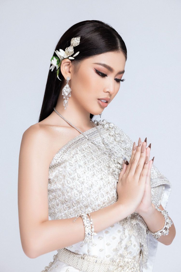 A HAU NGOC THAO DIEN DO THAI LAN 14 Diện trang phục truyền thống của nước chủ nhà, Á hậu Ngọc Thảo khoe nhan sắc beauty queen