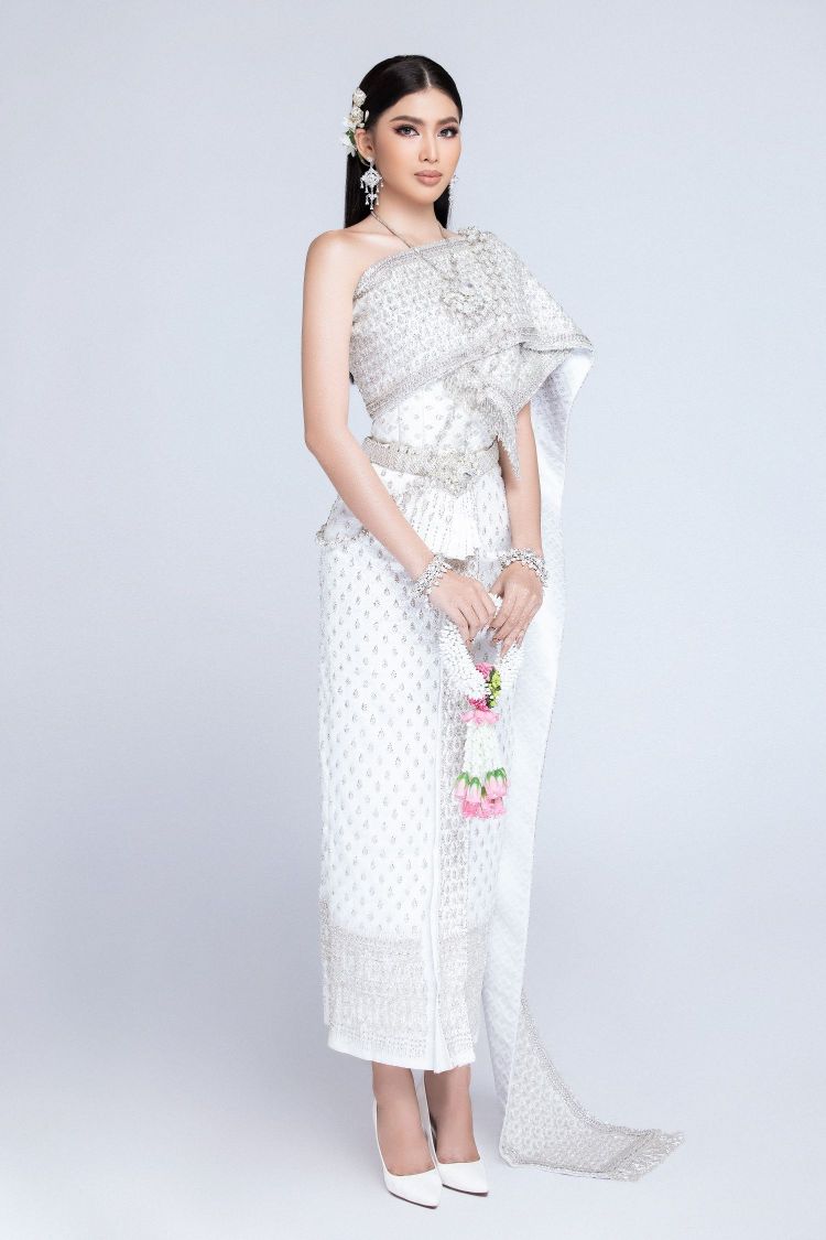 A HAU NGOC THAO DIEN DO THAI LAN 3 Diện trang phục truyền thống của nước chủ nhà, Á hậu Ngọc Thảo khoe nhan sắc beauty queen