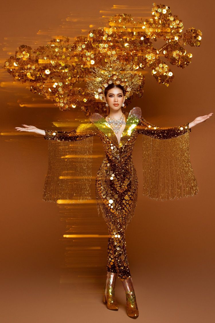 A HAU NGOC THAO QUOC PHUC 9 Cận cảnh bộ Quốc phục nặng gần 30kg của Ngọc Thảo tại Miss Grand International 2020
