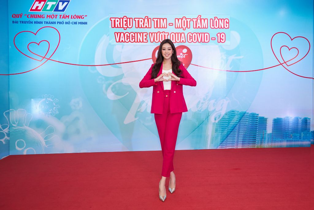 Hoa hau Khanh Van1 1 Hoa hậu Khánh Vân đóng góp vào quỹ Chung một tấm lòng, chung tay đẩy lùi Covid 19 
