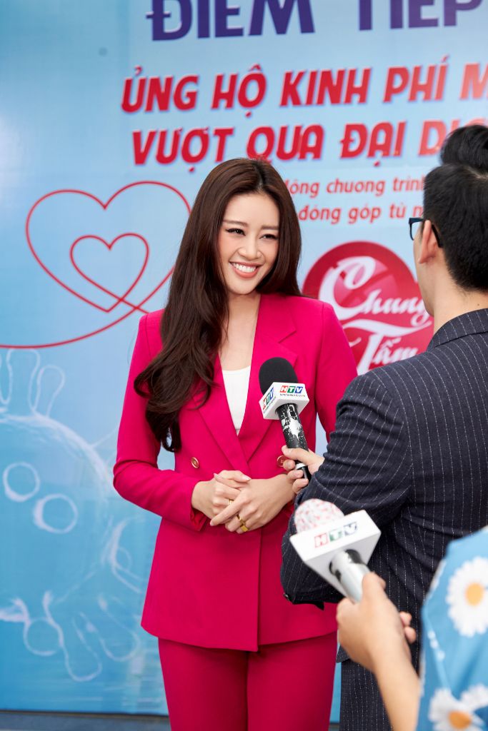 Hoa hau Khanh Van16 Hoa hậu Khánh Vân đóng góp vào quỹ Chung một tấm lòng, chung tay đẩy lùi Covid 19 